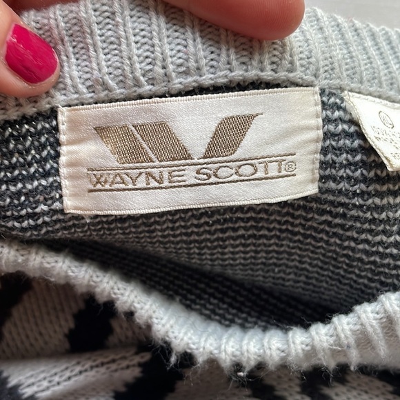 Vintage 90’s Y2K men’s sweater - Picture 6 of 9